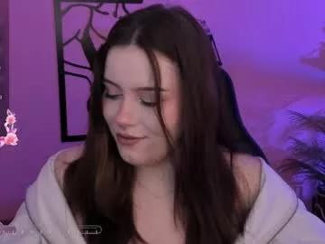 coralinekeyns on Chaturbate 