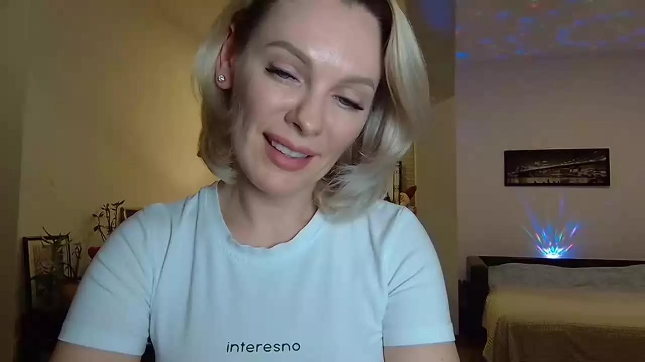 beautifulkollettee on Streamray 