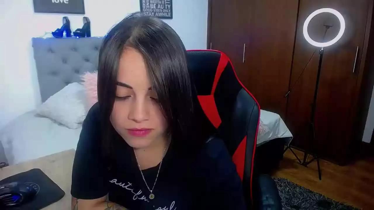 MeghanAss1 on Streamray 