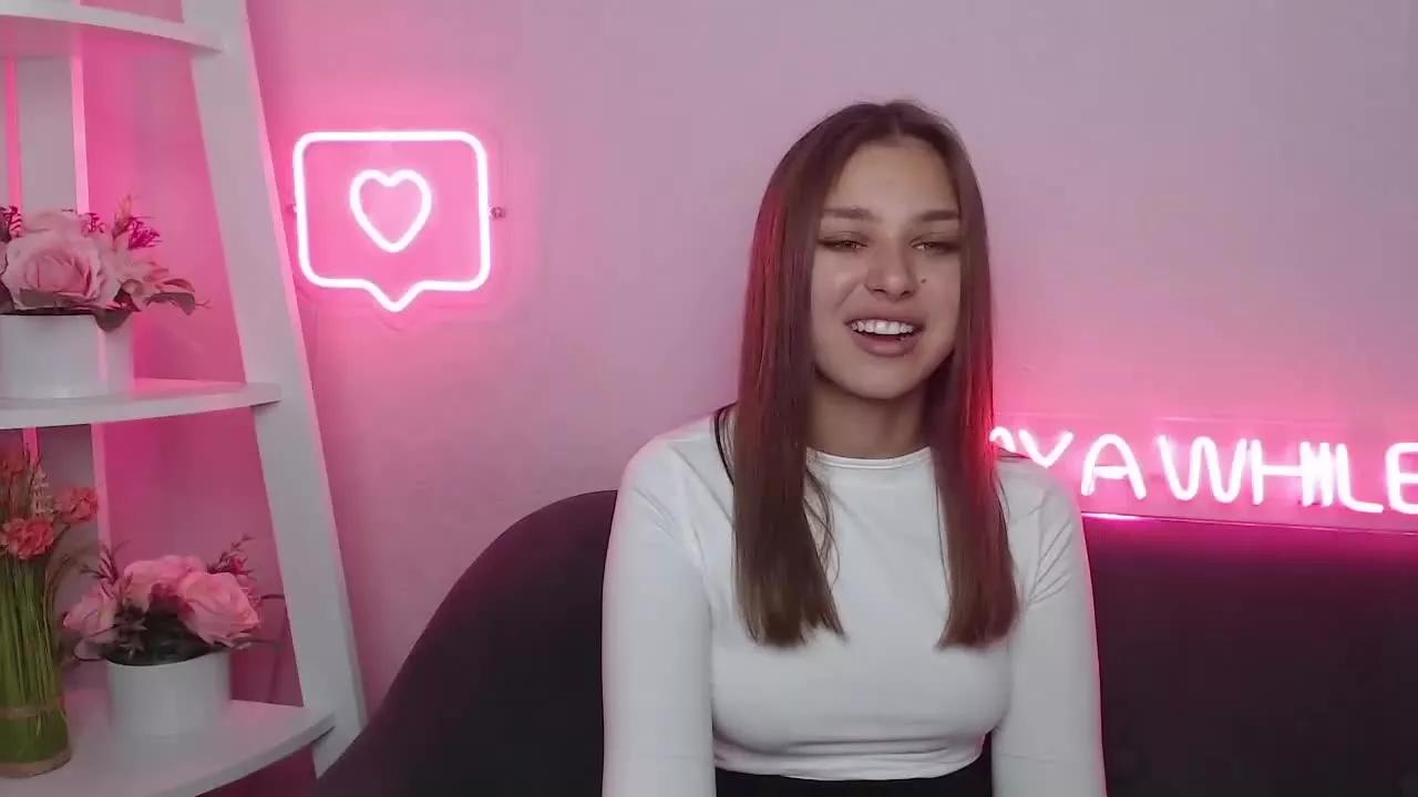 MilanaAngelAs on Streamray 