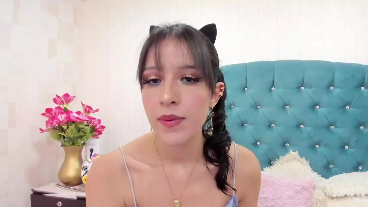 SophiaSantamaria on Streamray 