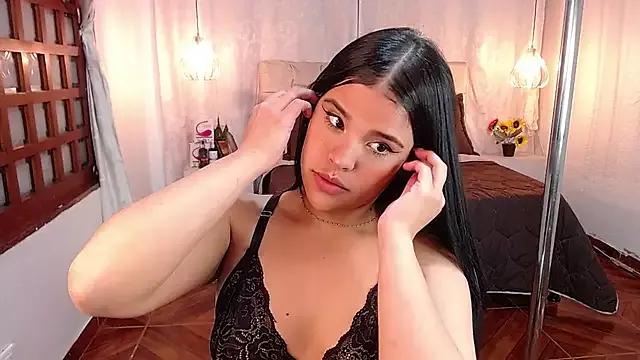 aisha_powers1 on StripChat 